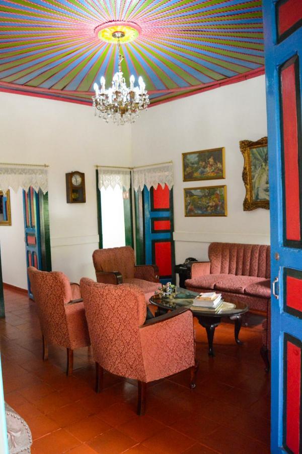 Finca La Colina Bed and Breakfast Calarcá Esterno foto