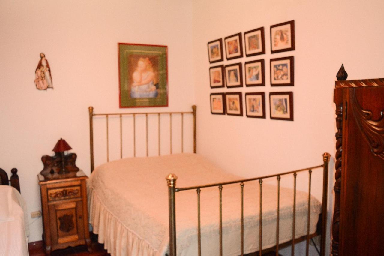 Finca La Colina Bed and Breakfast Calarcá Esterno foto