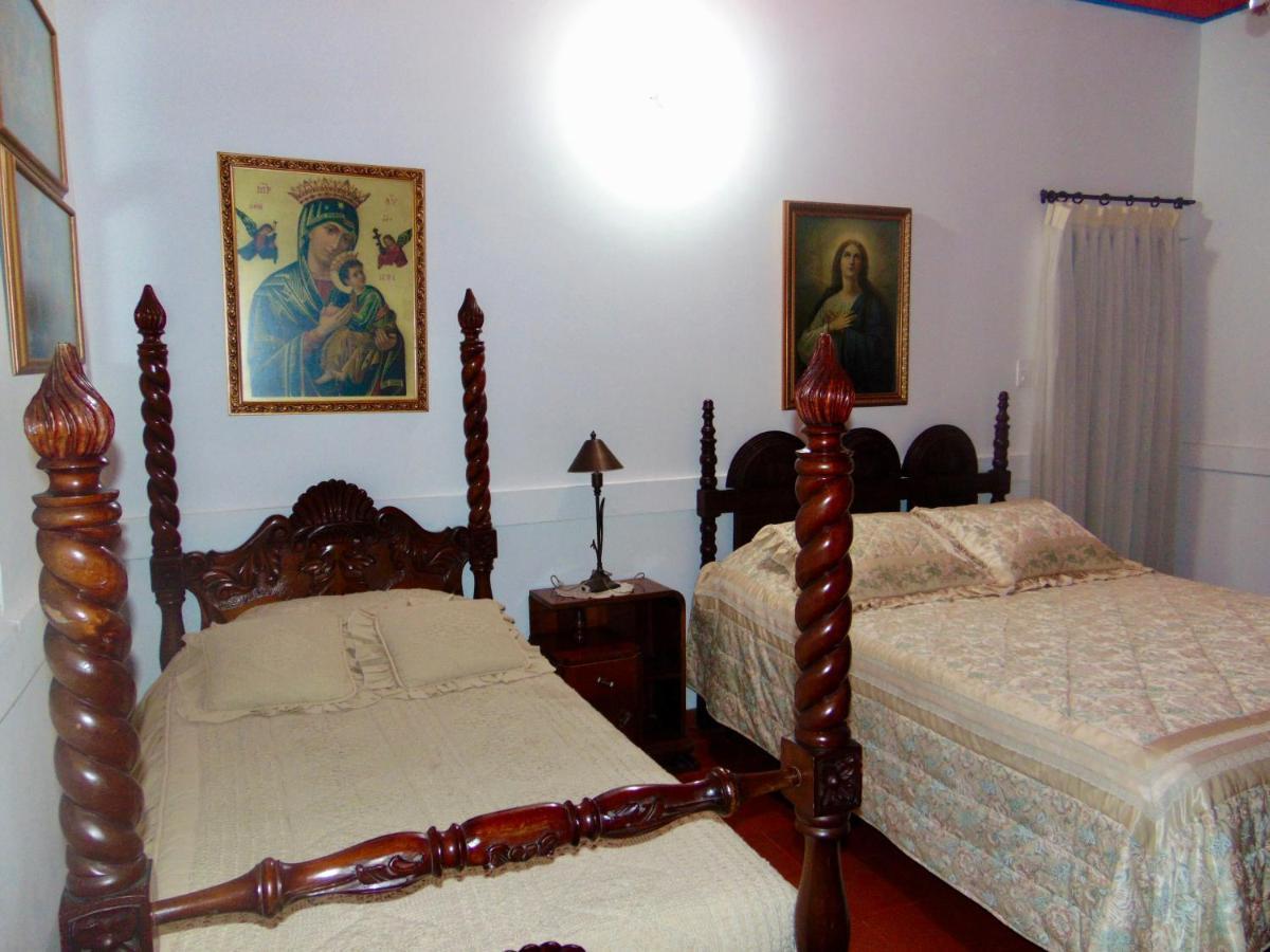 Finca La Colina Bed and Breakfast Calarcá Esterno foto